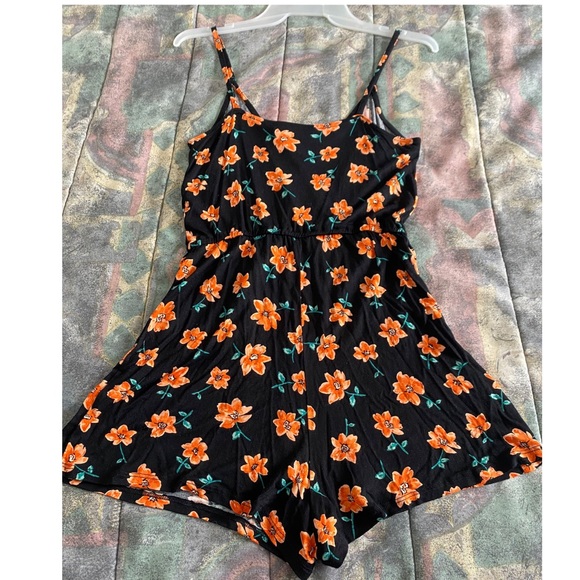 New - Picture 2 of 7